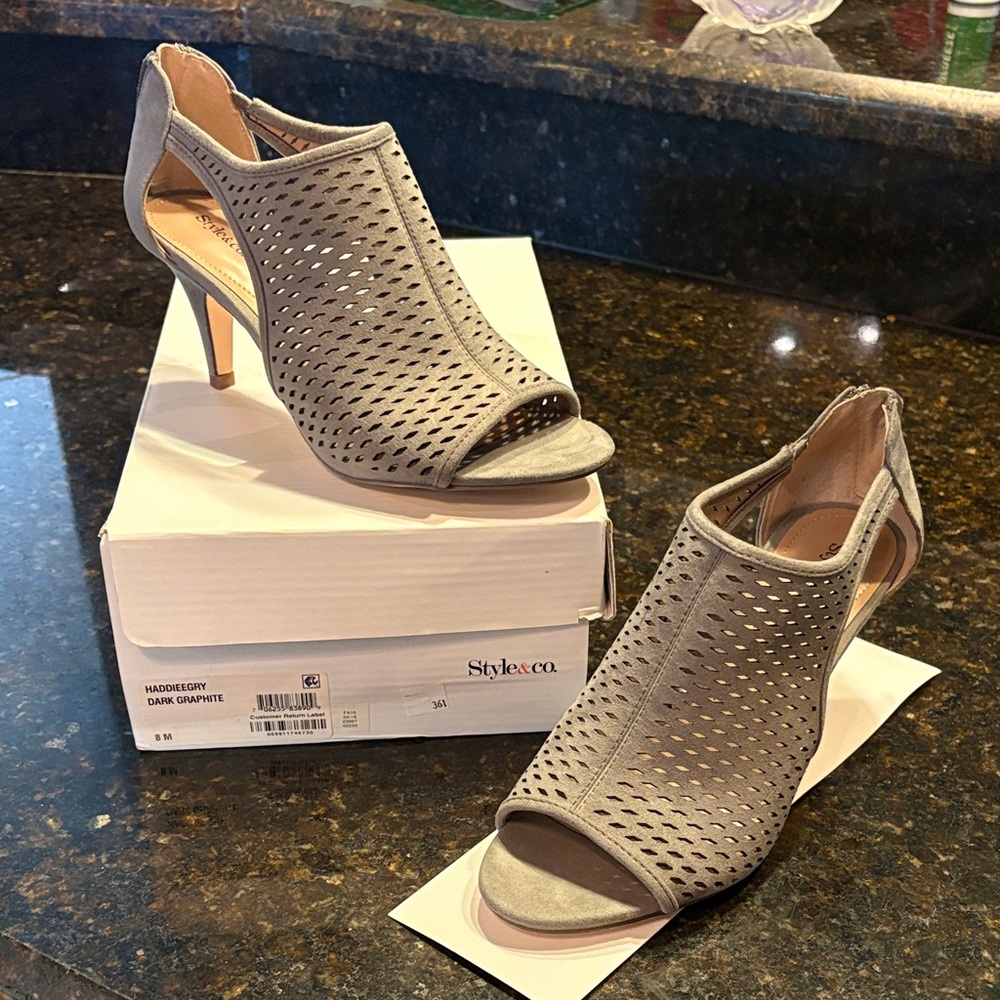 Style & Co. Dark Gray Peep-Toe Heels